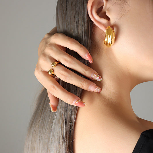 Scallop Shell Shaped Gold Earrings on model